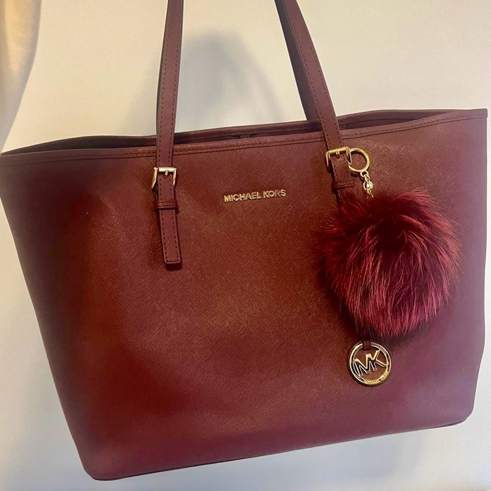 Michael Kors Jet Set Burgundy tote with fur Pom